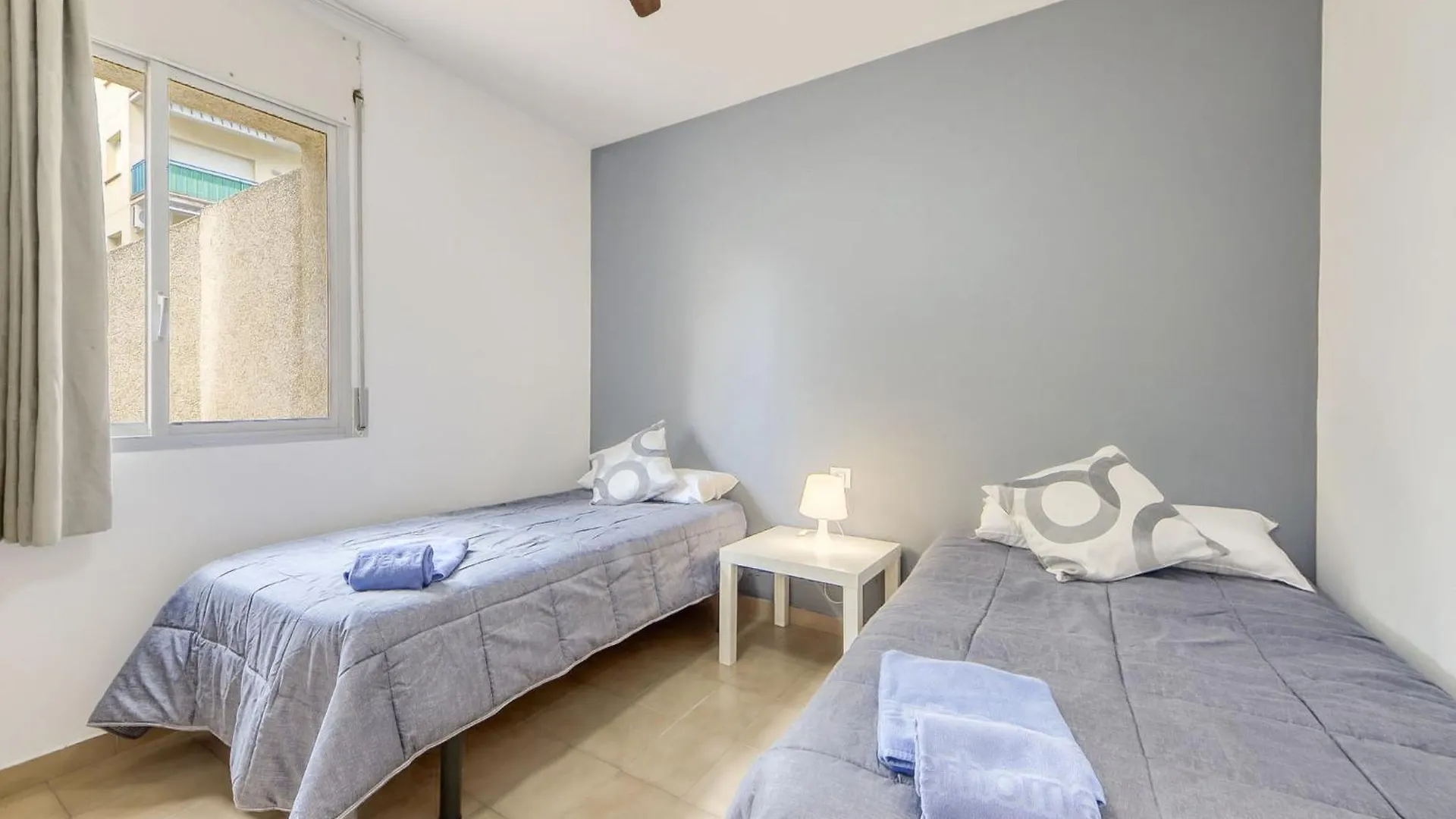 Apartment Mismar-2 By Interhome Roses Spanien